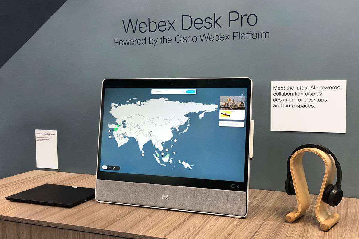 Cisco Webex Desk Pro